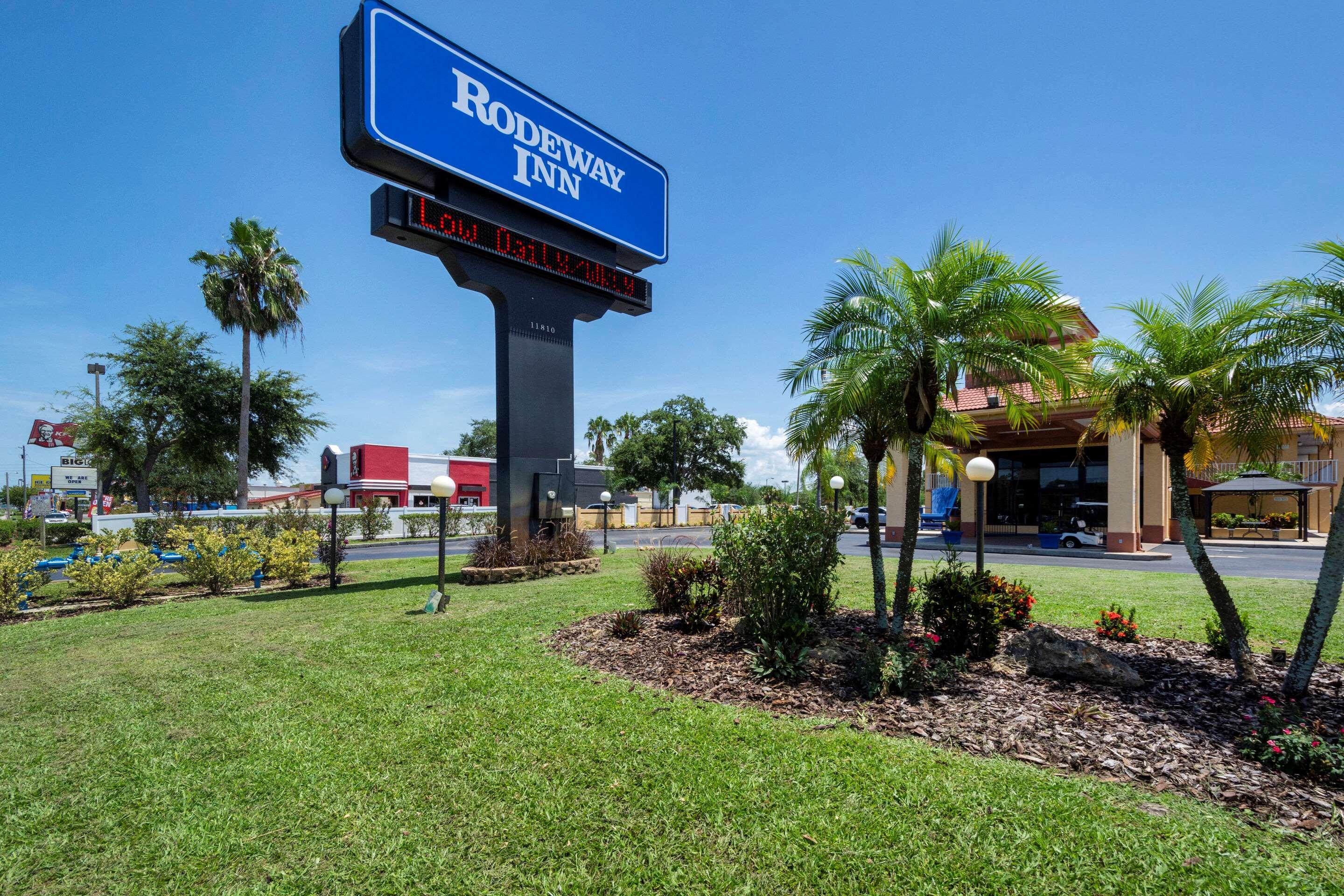 Rodeway Inn Port Richey North Экстерьер фото