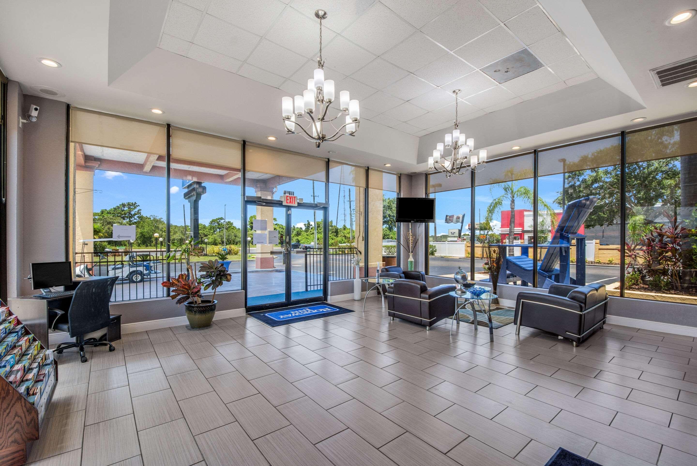 Rodeway Inn Port Richey North Экстерьер фото